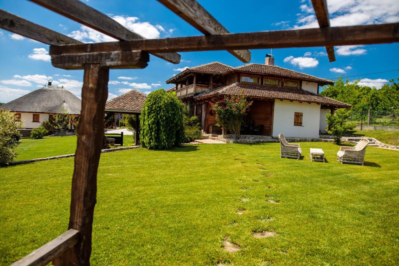 Woodland Resort Kragujevac Exterior foto