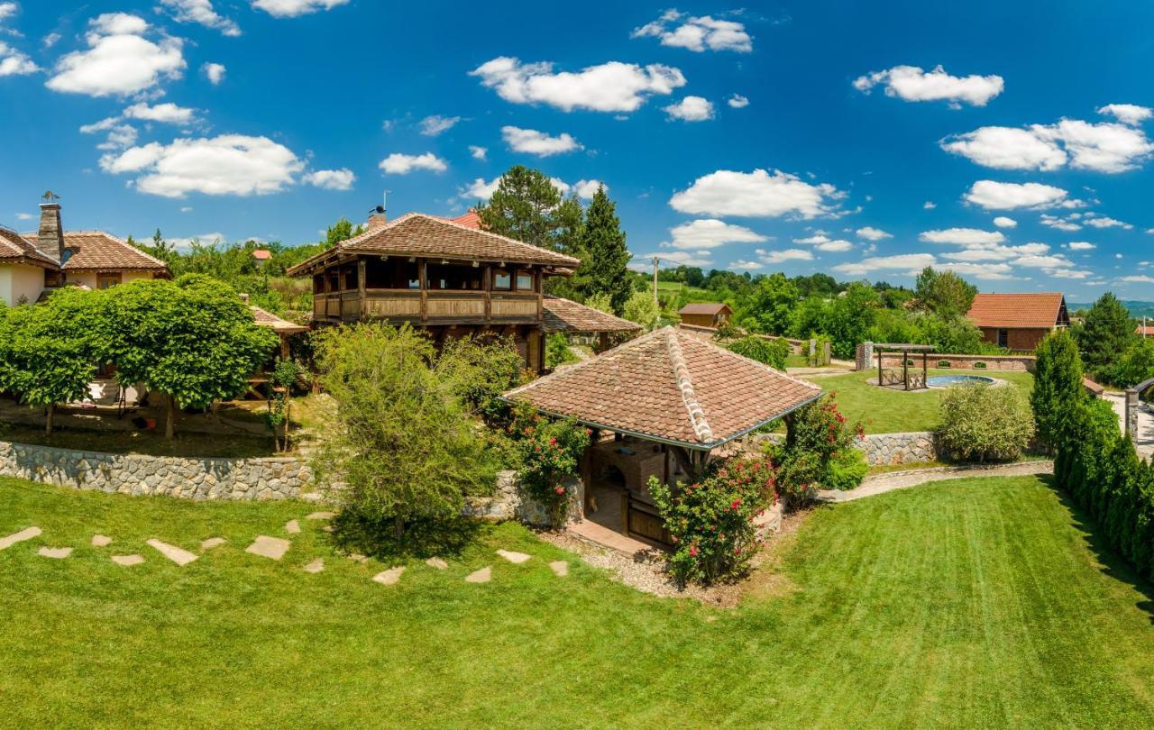 Woodland Resort Kragujevac Exterior foto