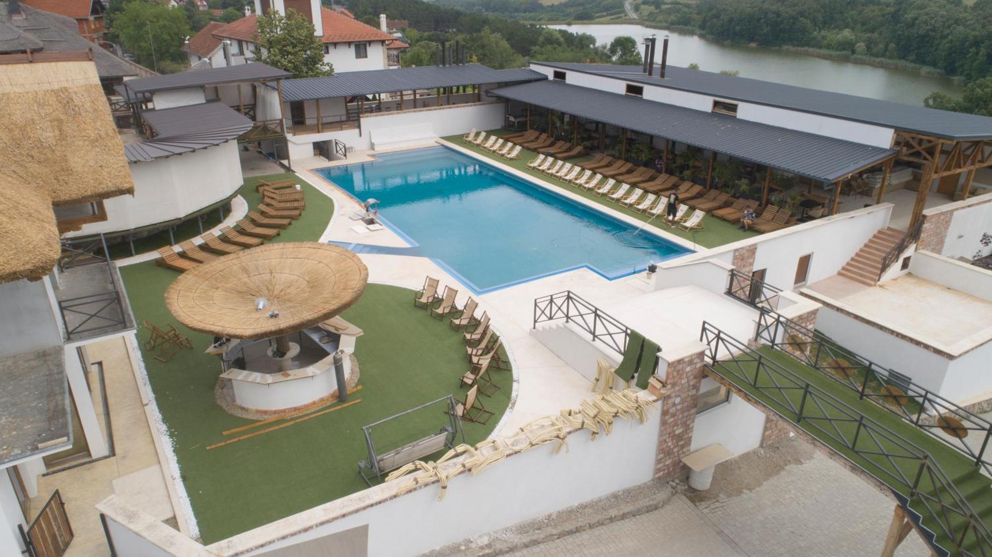 Woodland Resort Kragujevac Exterior foto
